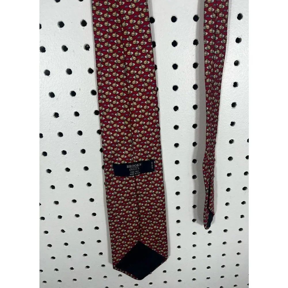 Brooks Brothers tie - Picture 6 of 6